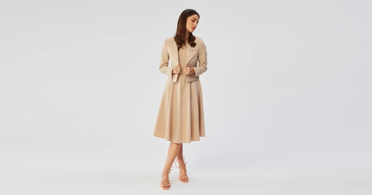 Jak się ubrać na komunię? Eleganckie stylizacje dla każdego